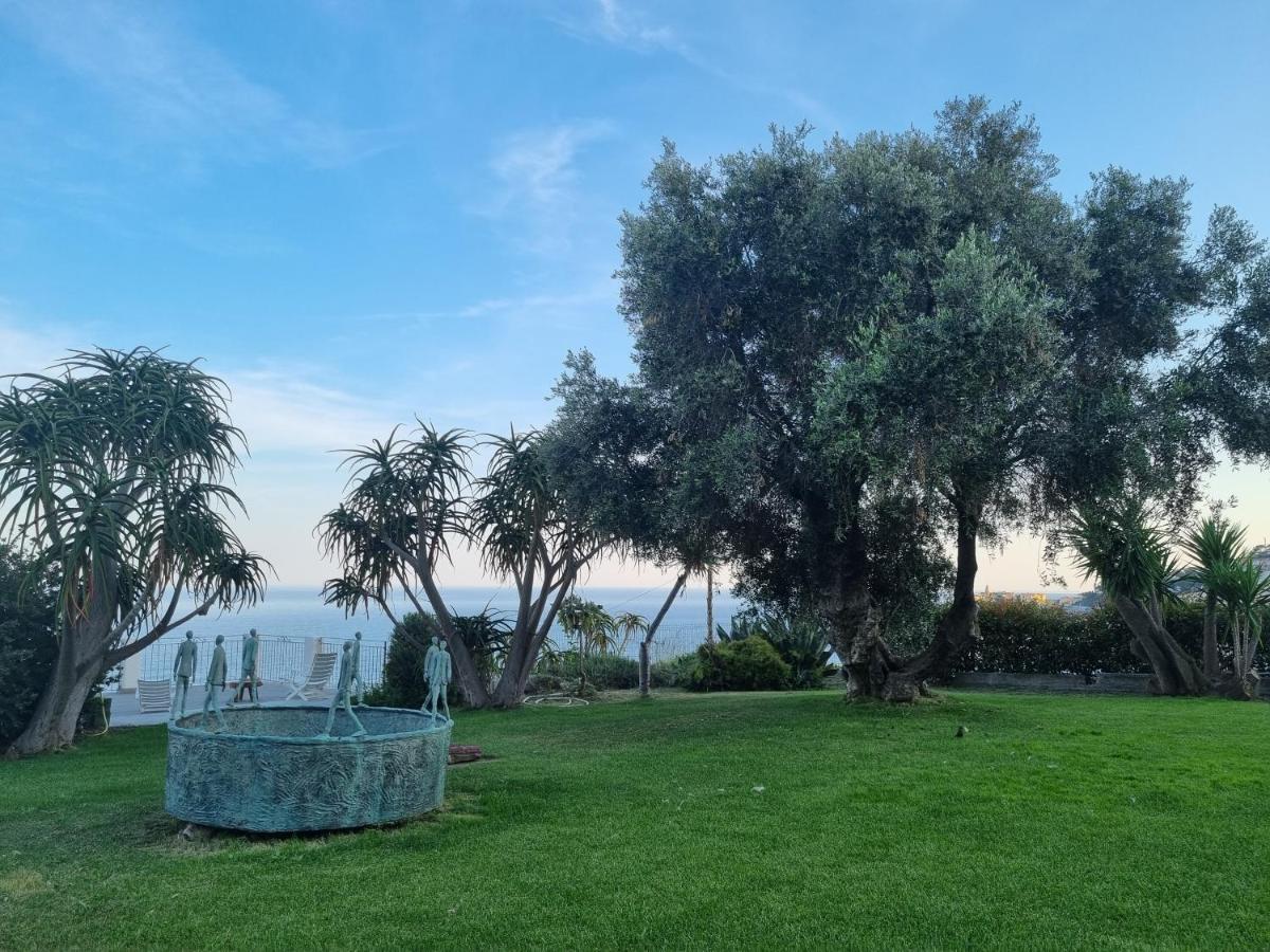 Agriturismo La Tuffatrice Imperia Exterior foto